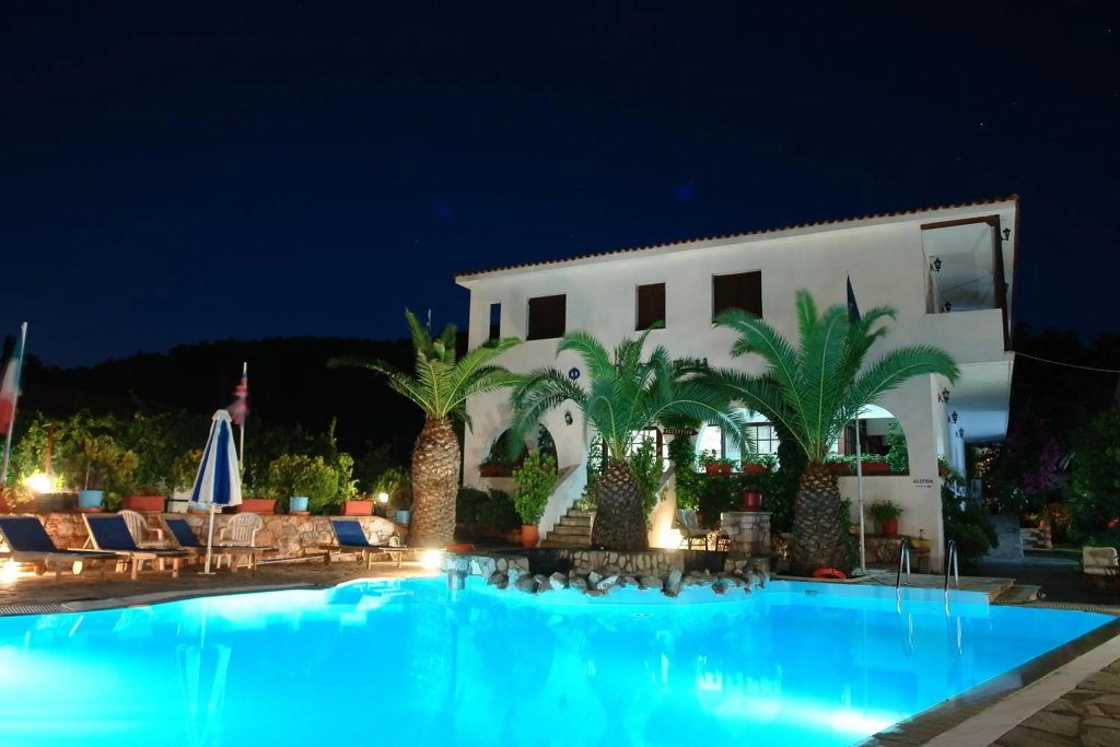 Hotel photo 11