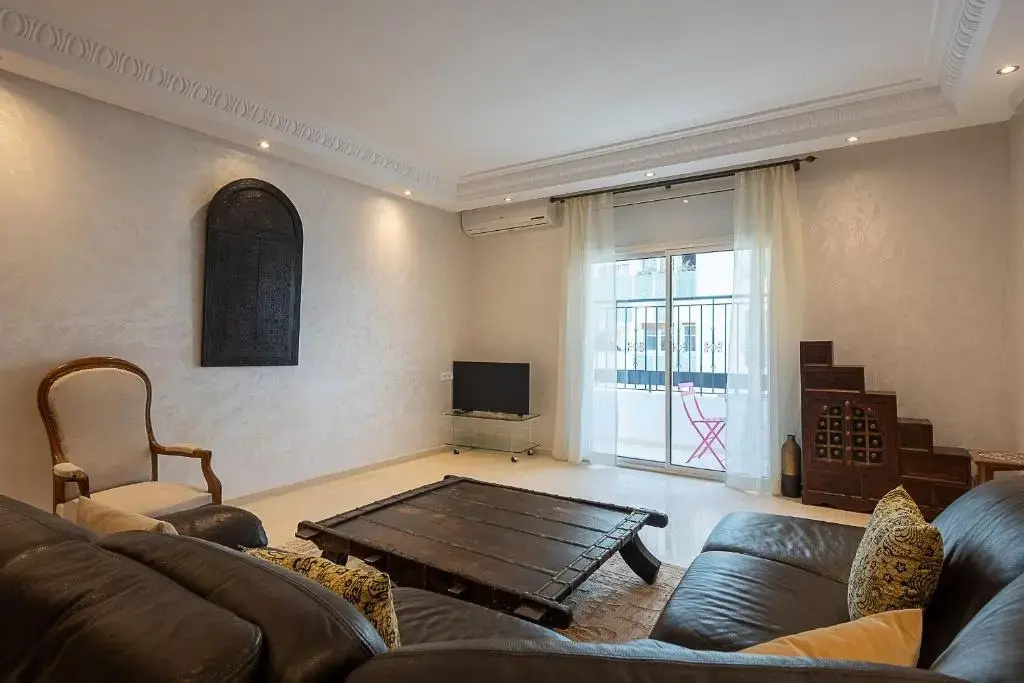 Luxury two bedrooms apartment - Best Location