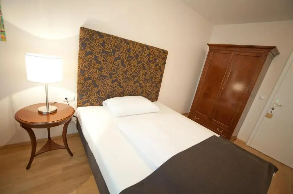 Stadthotel Zur Goldenen Krone - Chambres
