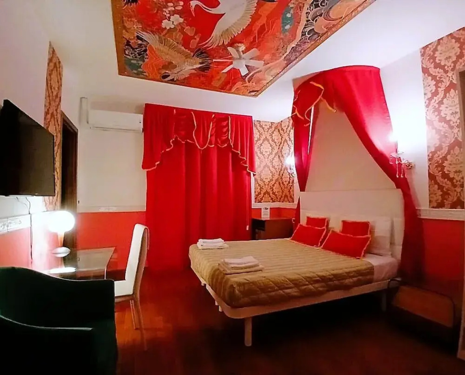 Comfort room
