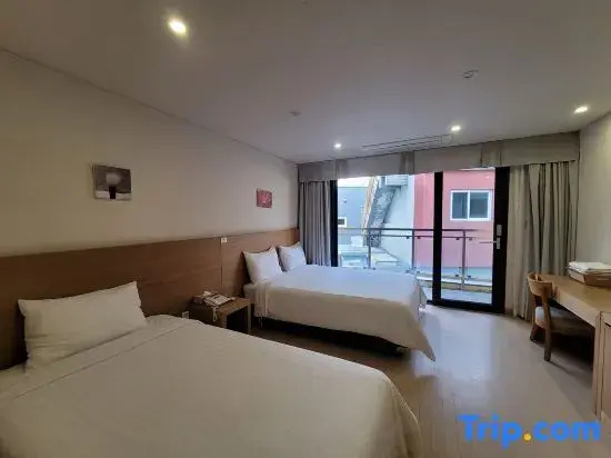Bk Hotel Jeju - Chambres