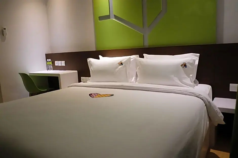 MaxOne Hotels at Pemuda - Chambres