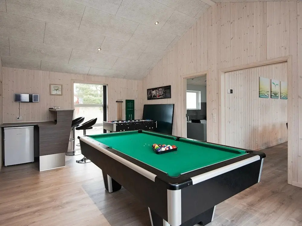 Swanky Holiday Home in Blåvand With Whirlpool - фото 11