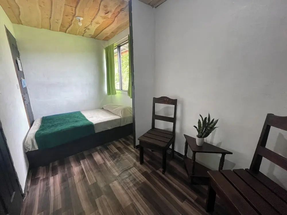 Poas Volcano Rooms - фото 4