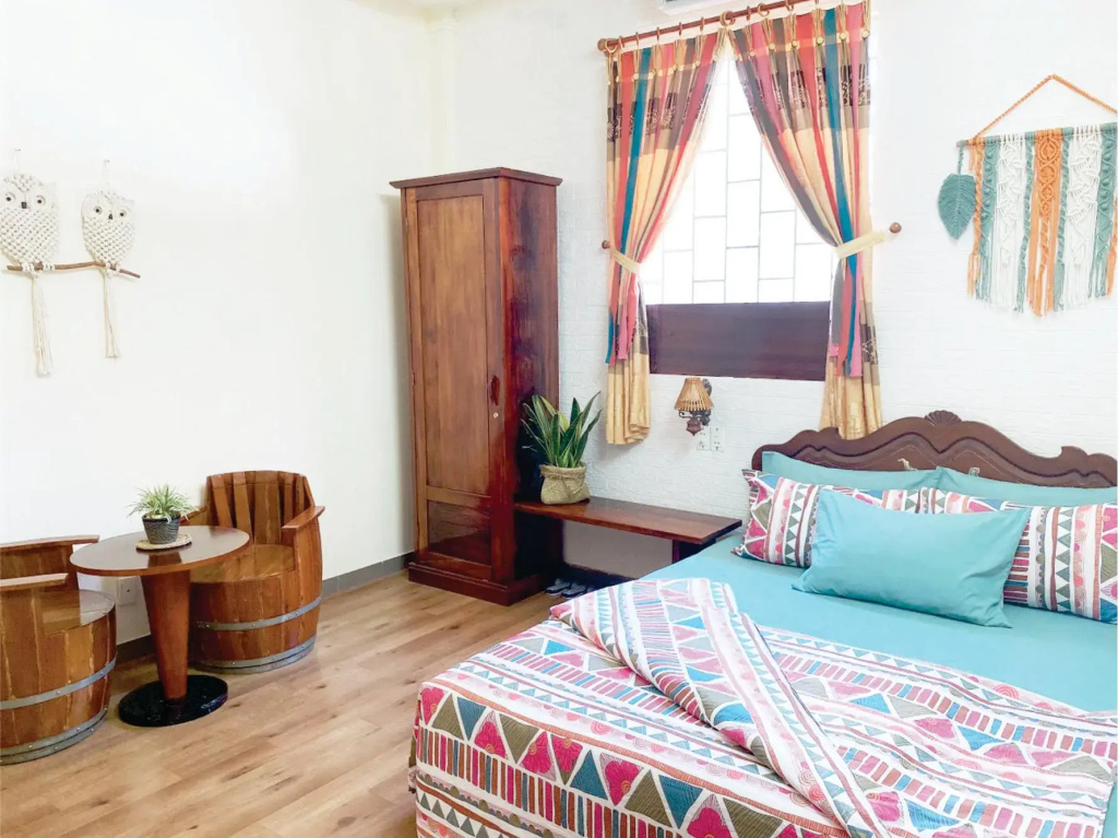 Standard Double room (full double bed)