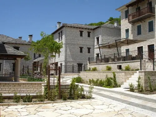 Grand Quadruple Chalet