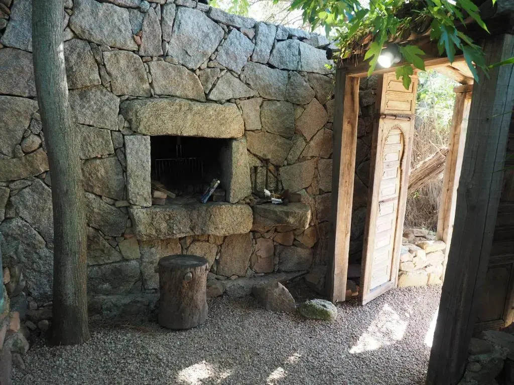 2 Bedrooms Villa with garden view