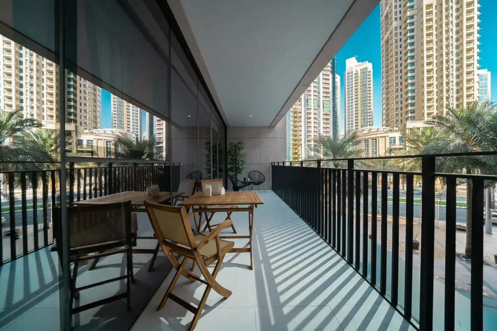 Balcony & Terrace