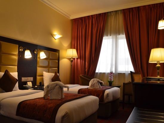Orchid Hotel