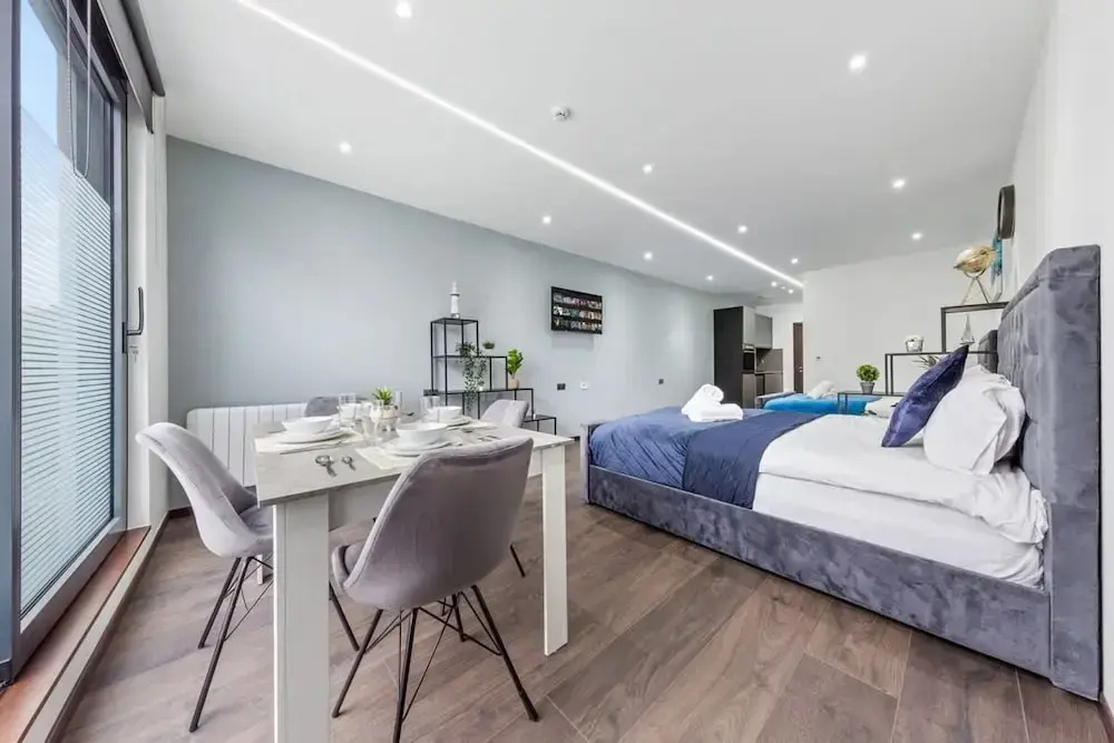 Modern Spacious Sleeps 4 Studio Golders Green — фото