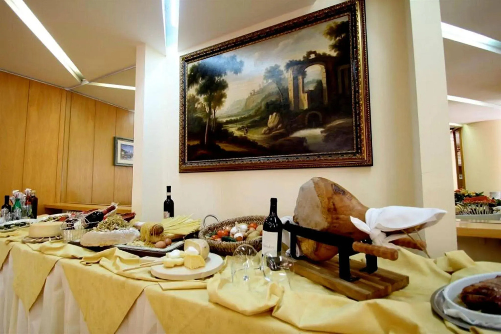 Hotel photo 13