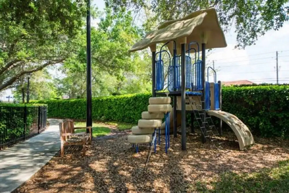 Lucaya Village 3 Bedroom