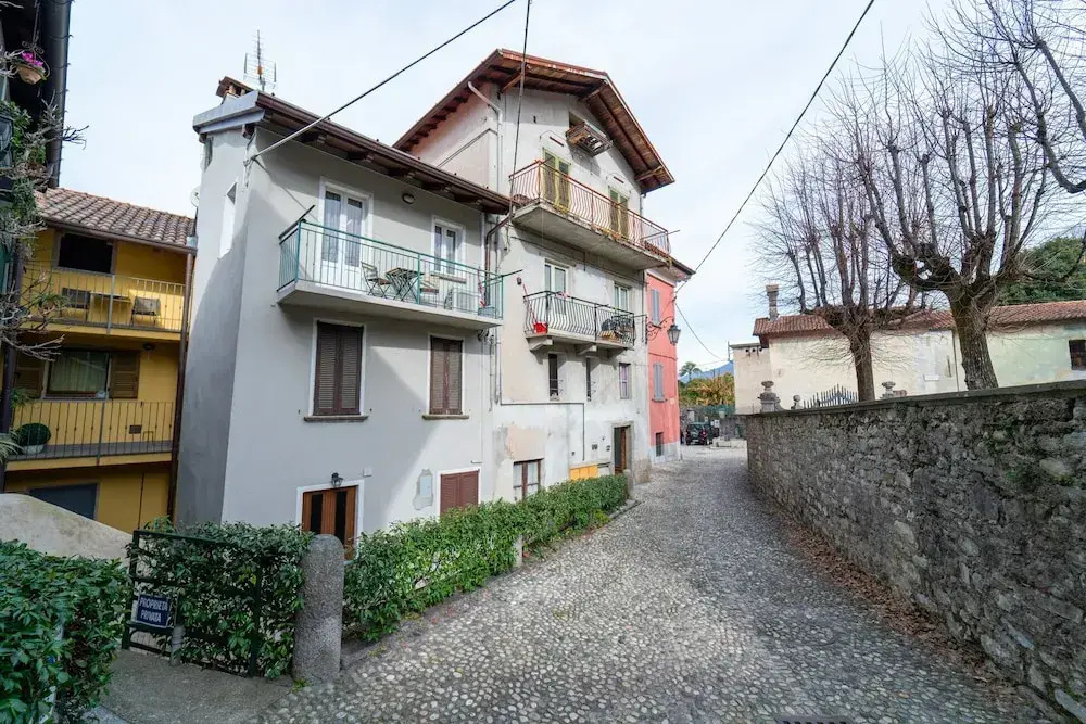 Azure Studio in Bellagio by Wonderful Italy