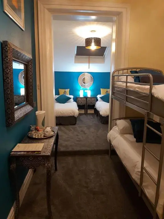 Economy Double room (twin beds)