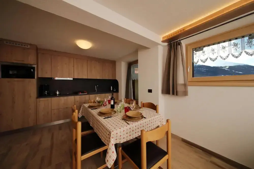 3 Bedrooms Family Apartment