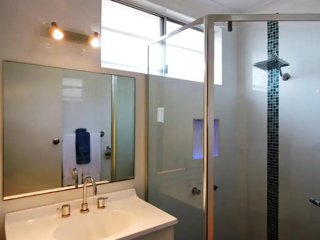 Deluxe Quadruple room twin beds