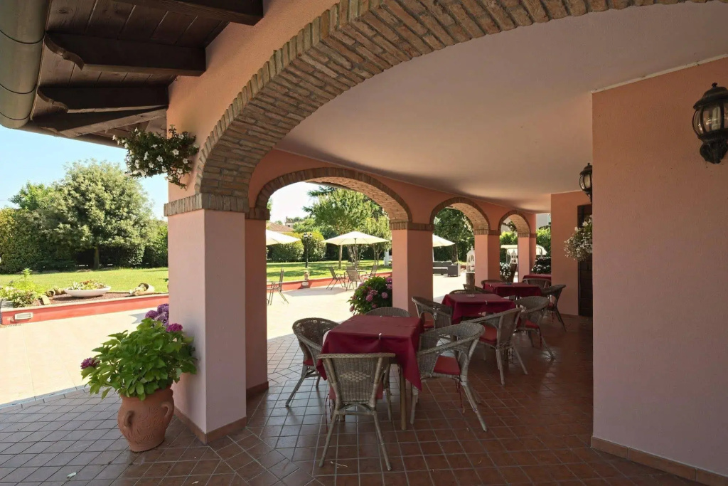 Hotel photo 22
