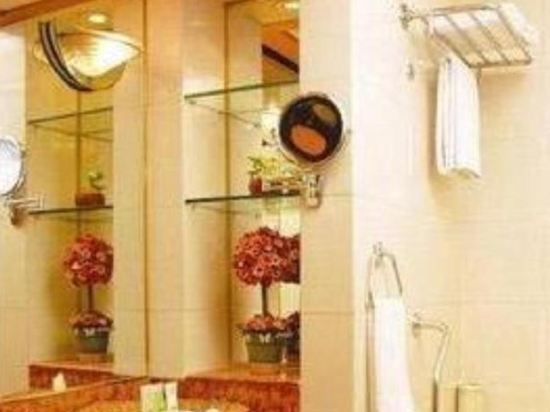 The Jesselton Hotel