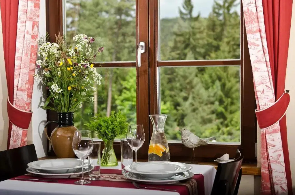 Balcony & Terrace