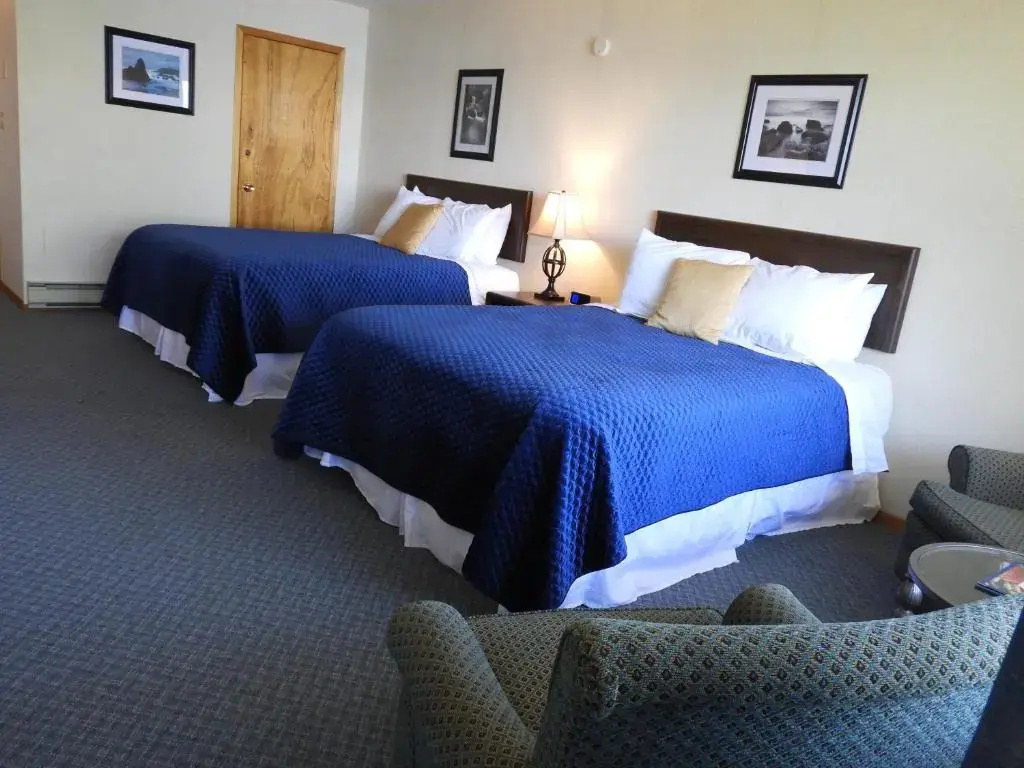 Standard Double room with balcony (full double bed)
