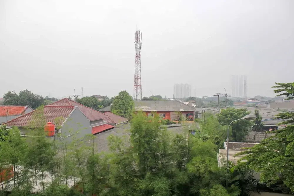 Cozy Stay Studio Apartment (No Kitchen) At Metropark Condominium Jababeka