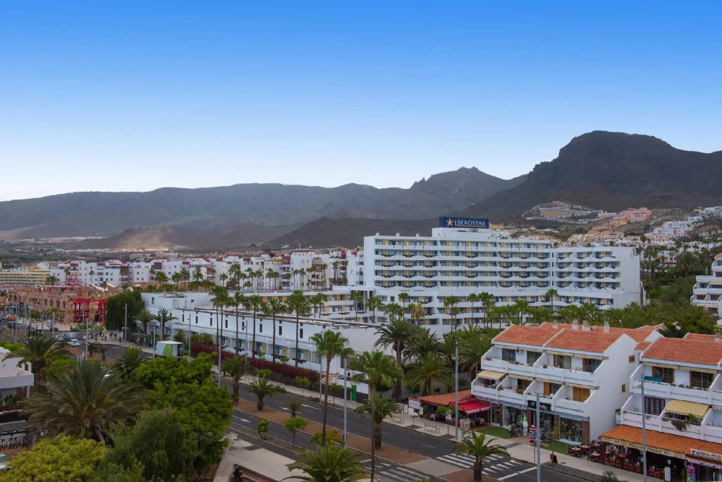 Iberostar Waves Bouganville Playa