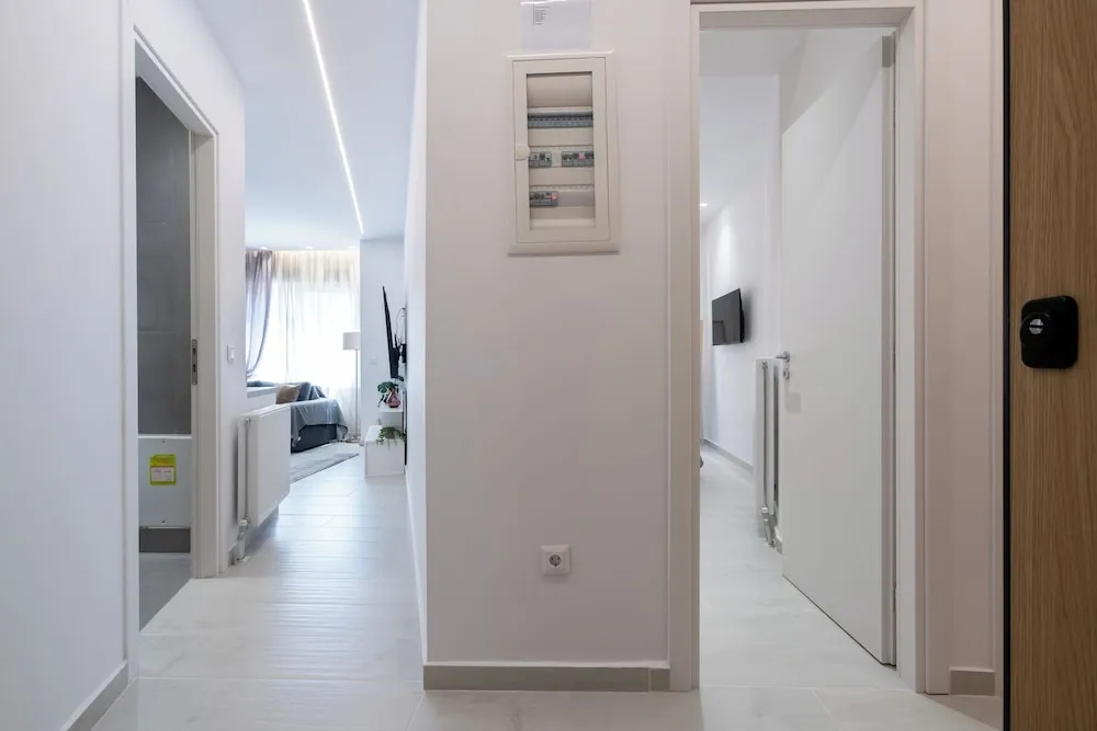Spacious luxury 2BR flat - Pagrati sq.