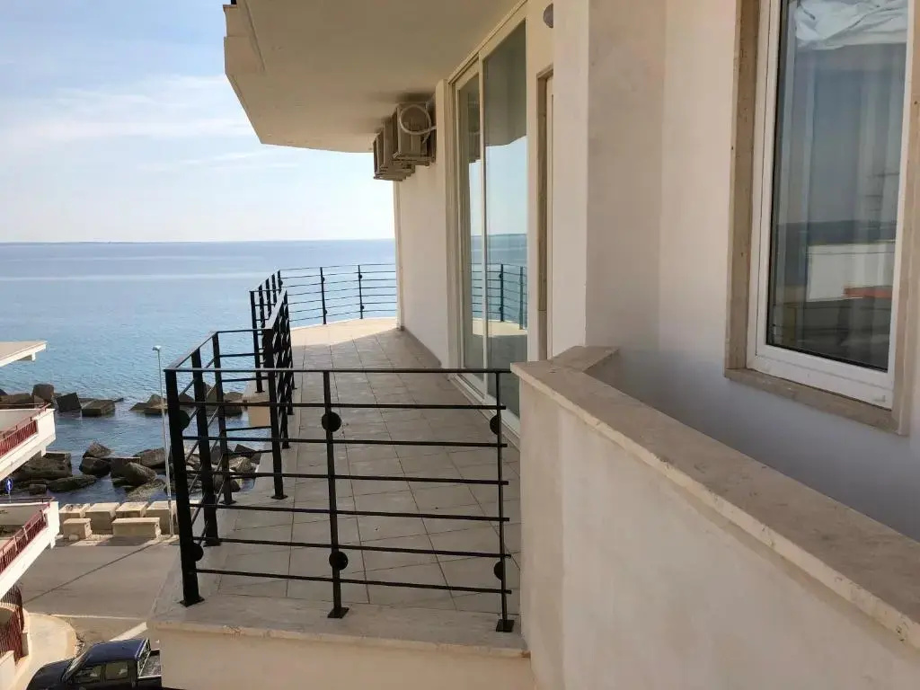 Standard Family room with partial sea view