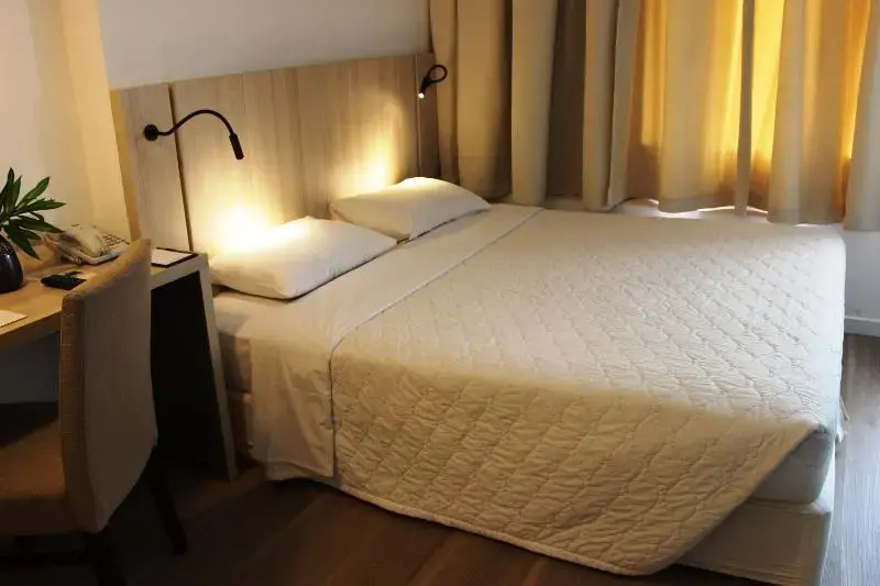 Liberty Hotel Saigon Greenview - Chambres