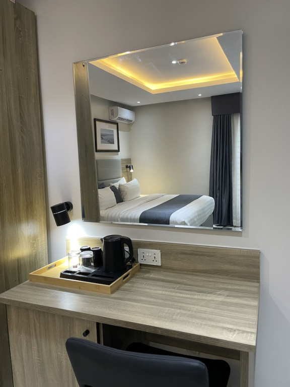 Hotel photo 12