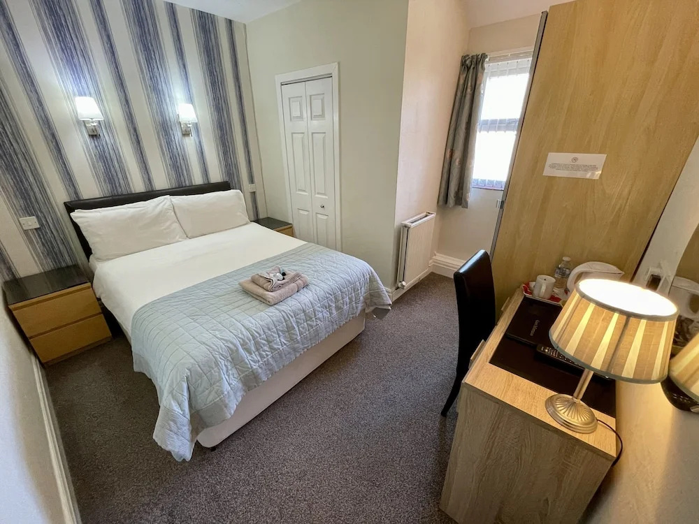 Economy room