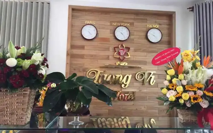 Lobby & Reception