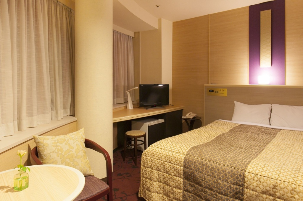 Отель Chofu Creston Hotel в Токио