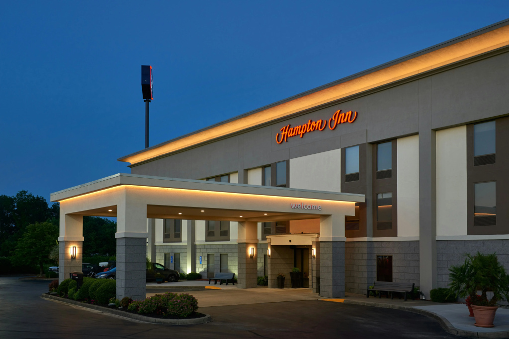Hampton Inn Louisville I-65 @ Brooks Rd.