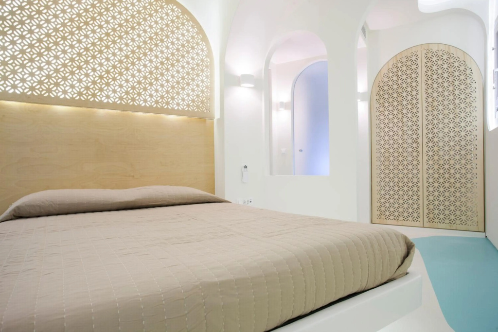 Andronikos Santorini — 2