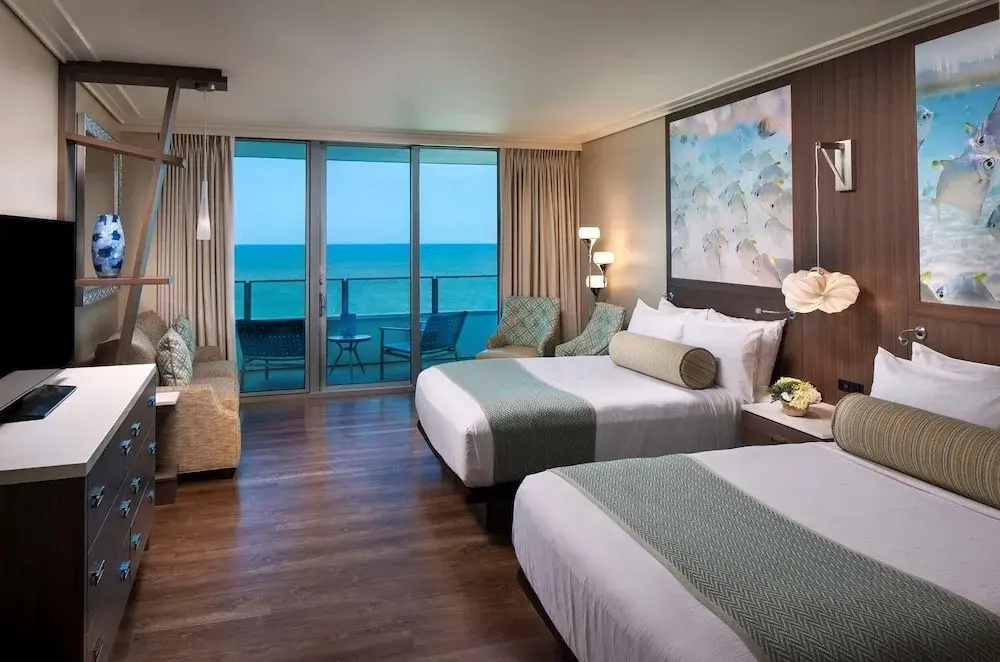 Premium Quadruple room with bay view