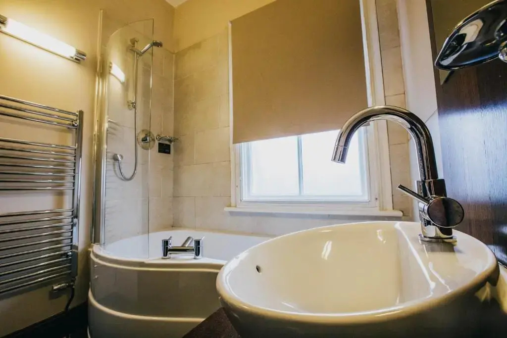 Duke Of Edinburgh Hotel - Chambres