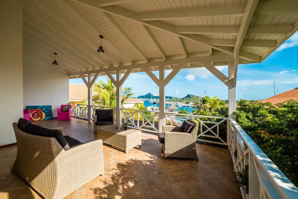 Masbango Luxury Penthouse at Jan Thiel