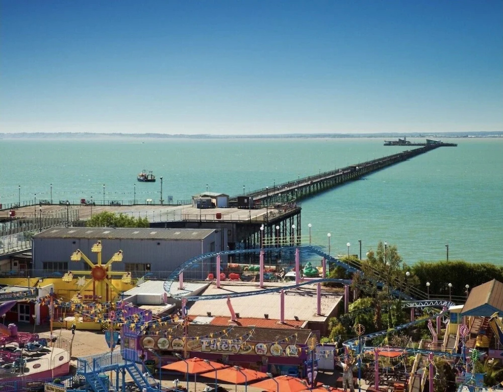 Lovely 2bed Apartment in Westcliff-on-sea!