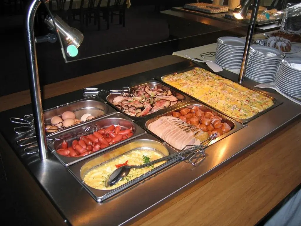 Food & Beverage