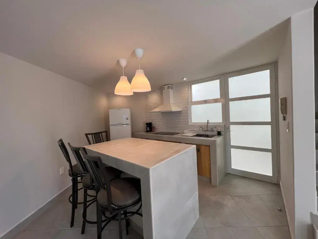 2 Bedrooms Cottage