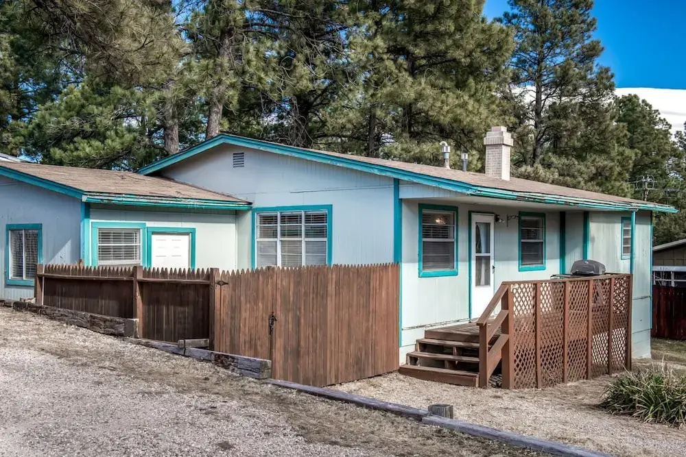 101 Sierra Mountain Cabin - Three Bedroom Cabin