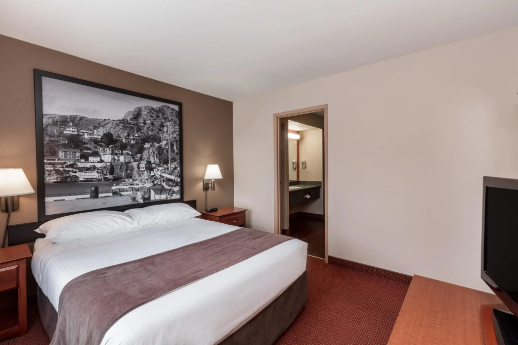 Hotel photo 12