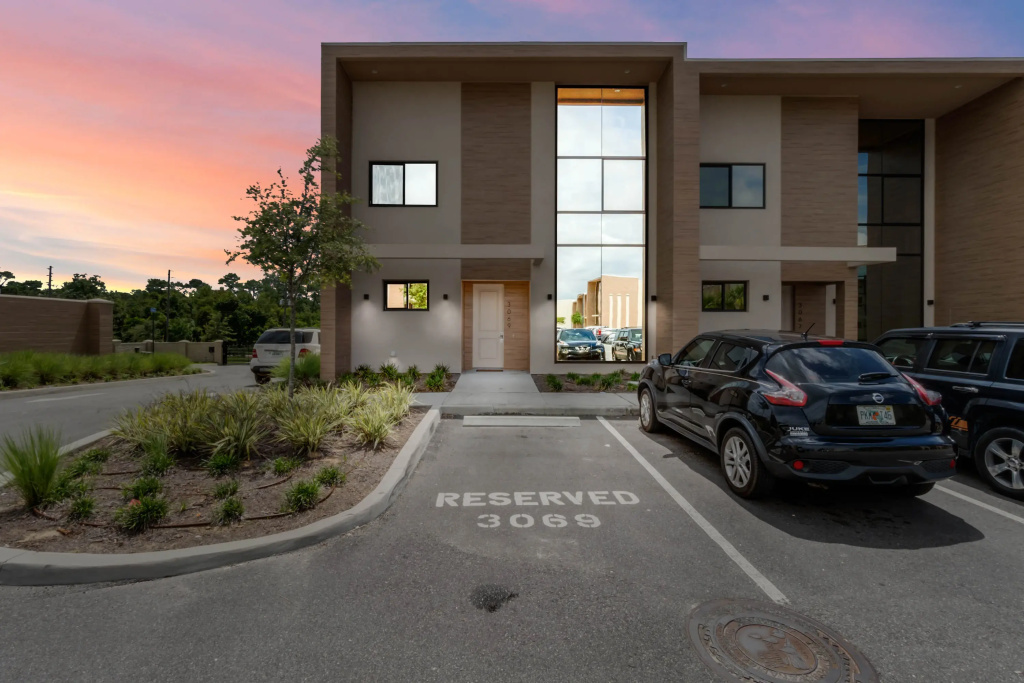 4 Bedroom/ 4.5 Bathroom Magic Village Views (3069), Kissimmee, US