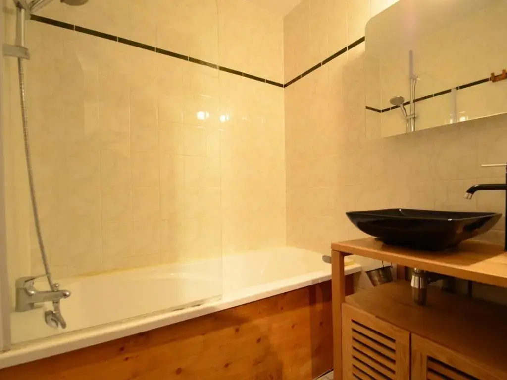 Afficher la photo 7 — Appartement Les Menuires, 2 pièces, 4 personnes - FR-1-452-15