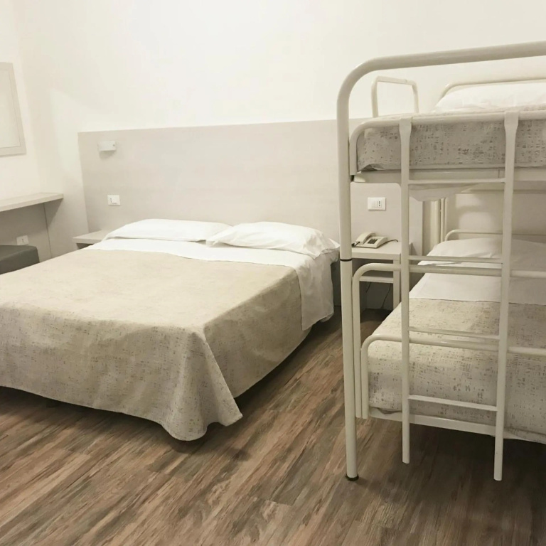 Hotel Nelson — 5