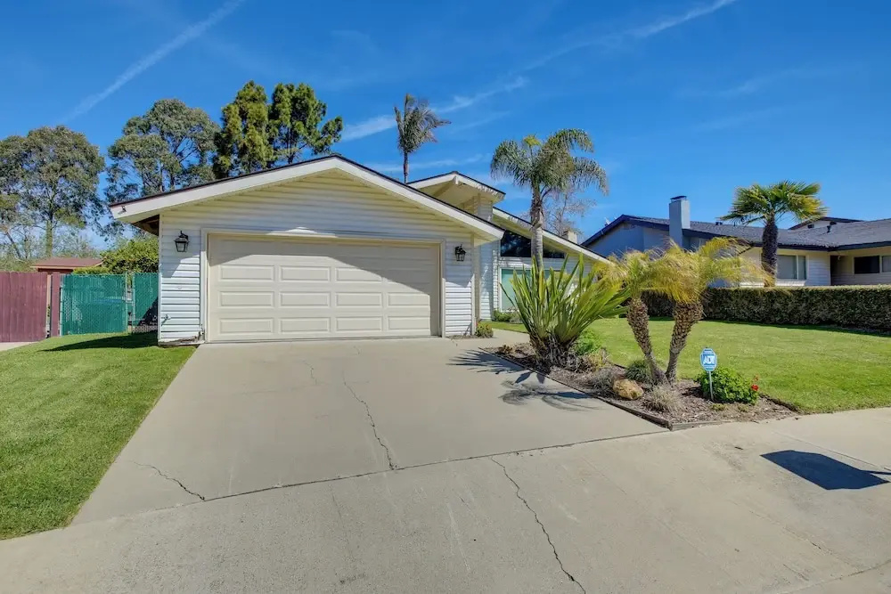 Lakefront Grover Beach Home ~ Walk to Ocean!