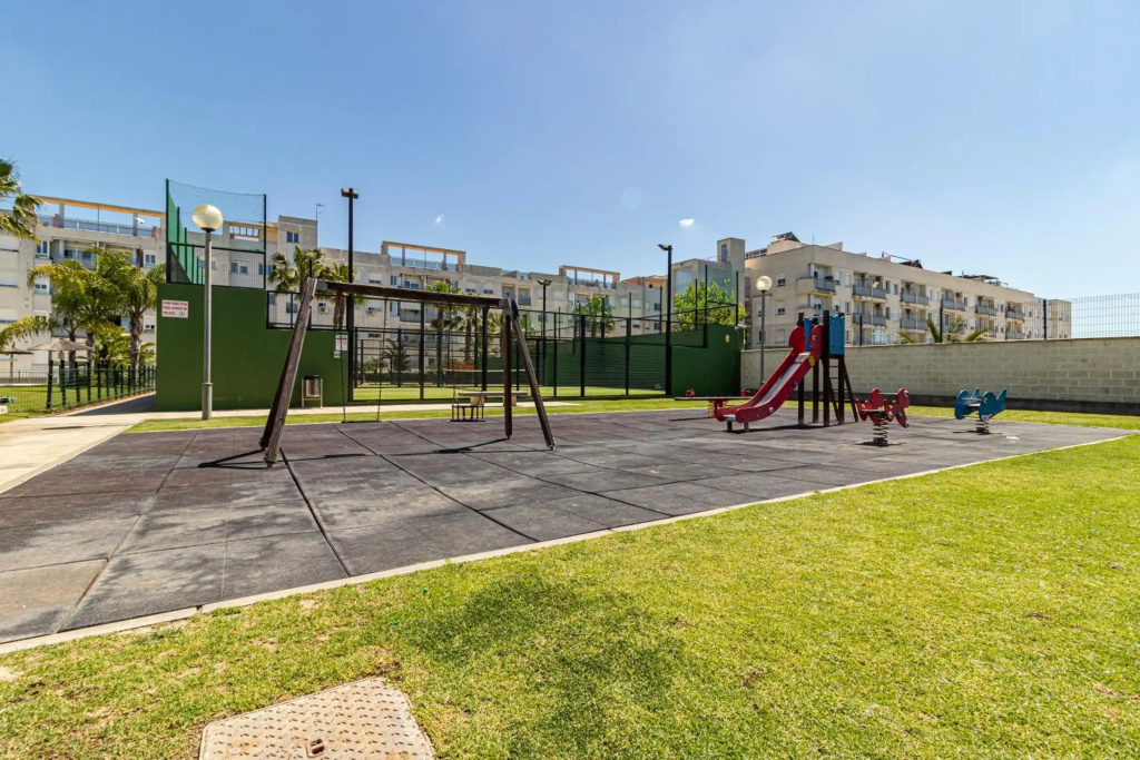 Allo Apartments Europa Piscina - Padel 3 Habitaciones