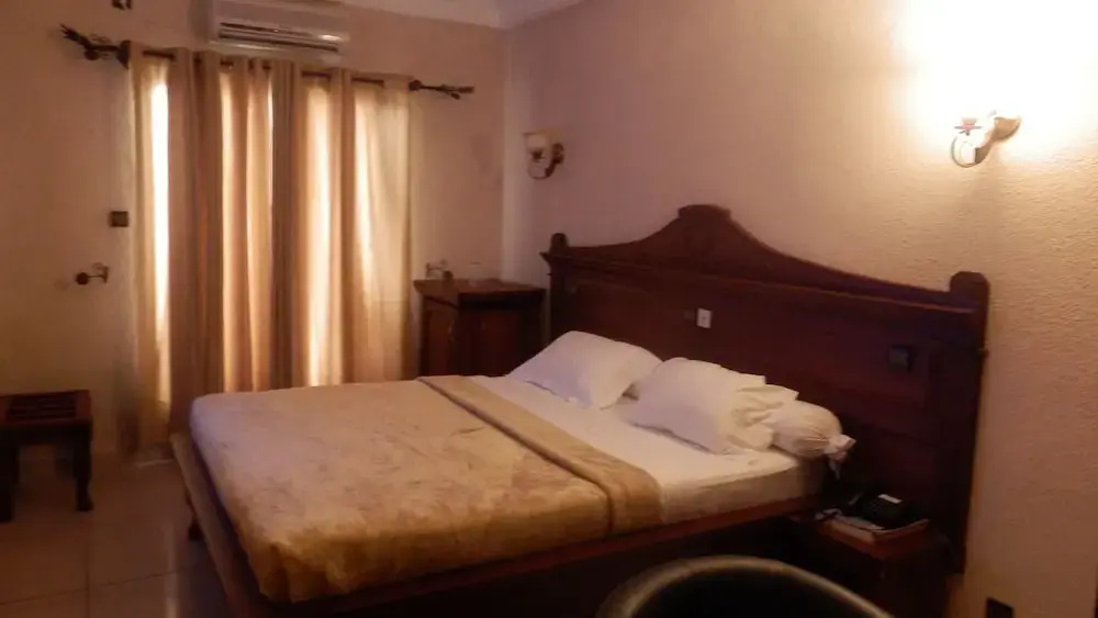 Standard Double room with balcony (full double bed)