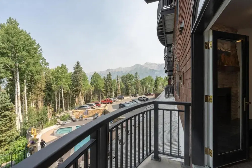 Bear Creek Lodge 207 by Alpine Lodging Telluride